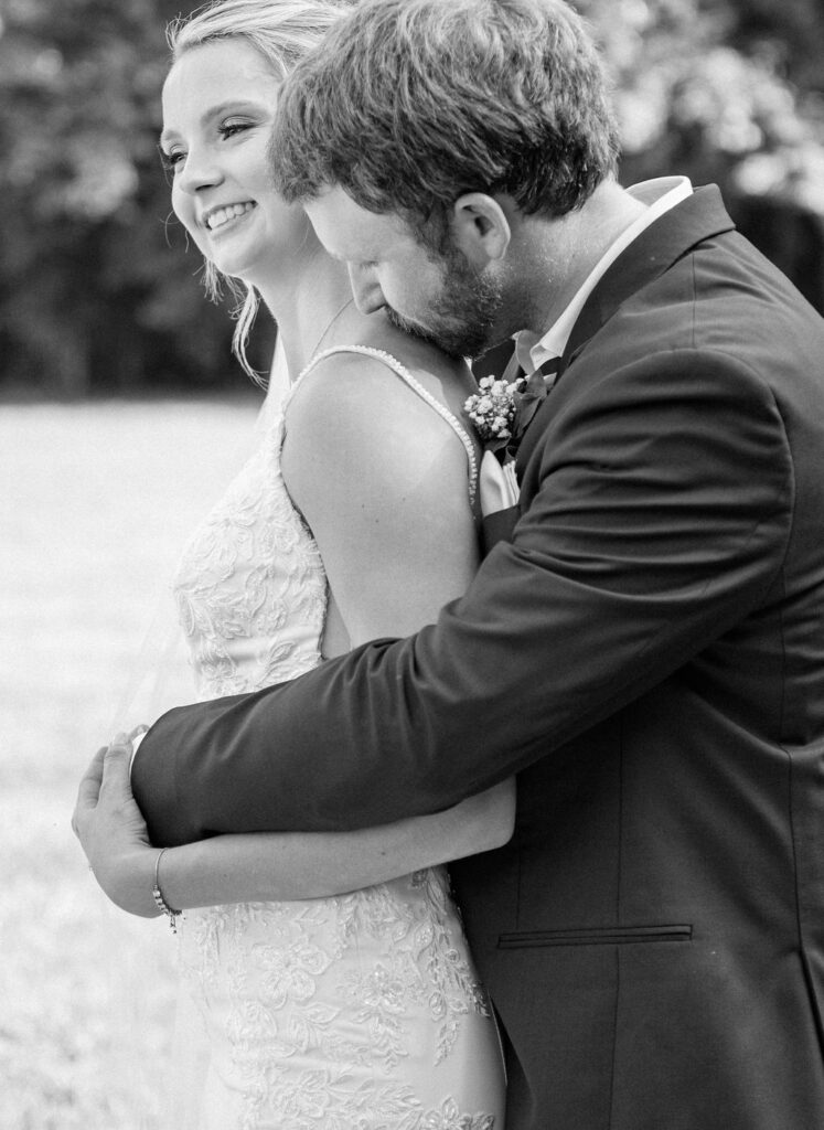 Summer Wedding at The County Line Bluegrass Barn 